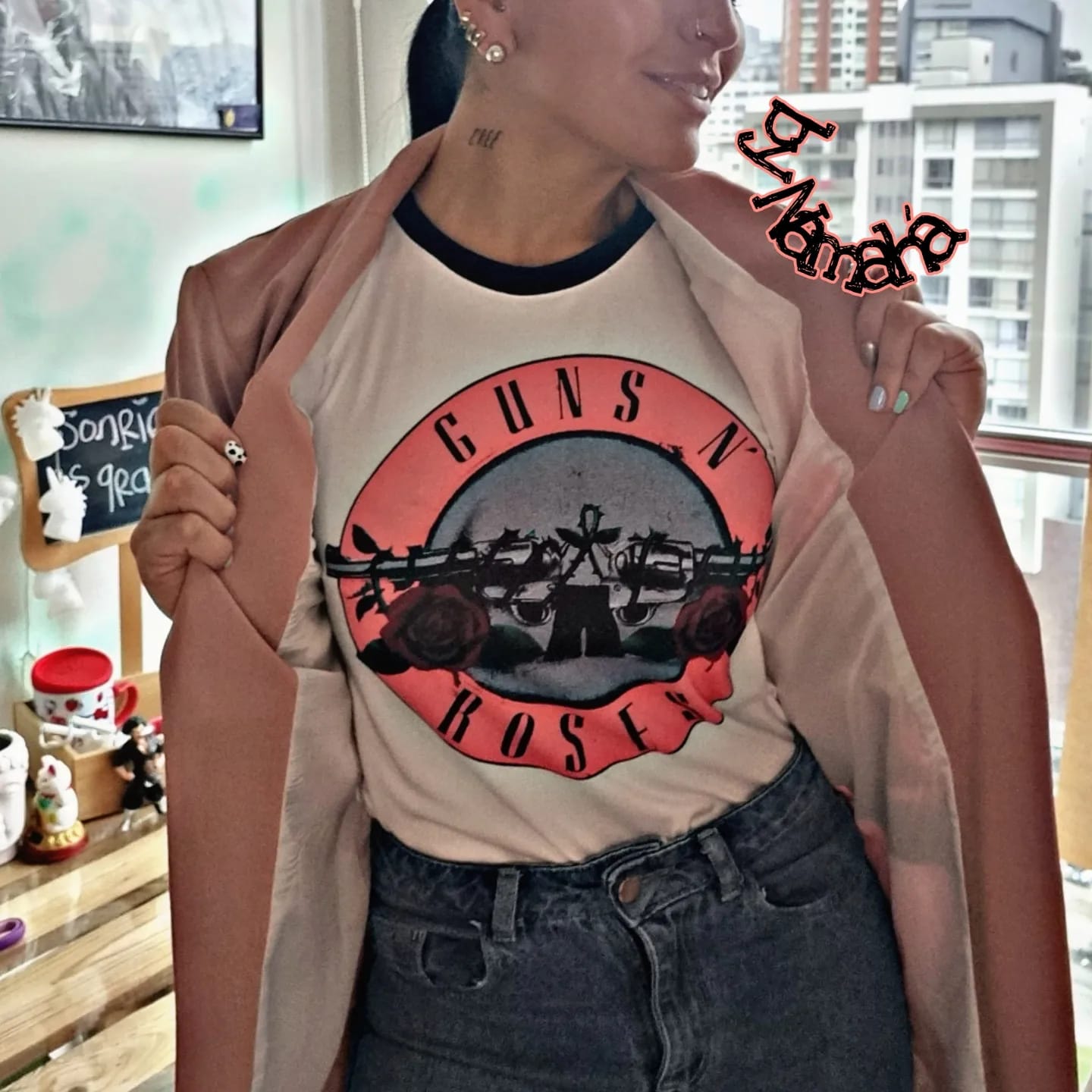 Camiseta Marc Marquez Camiseta Oficial Guns N' Roses Dripping Dagger Para Mujer: Corte Ancho, Mangas Sobrepuestas, Color Negro, Tallas S-XL Camiseta Guns N Roses